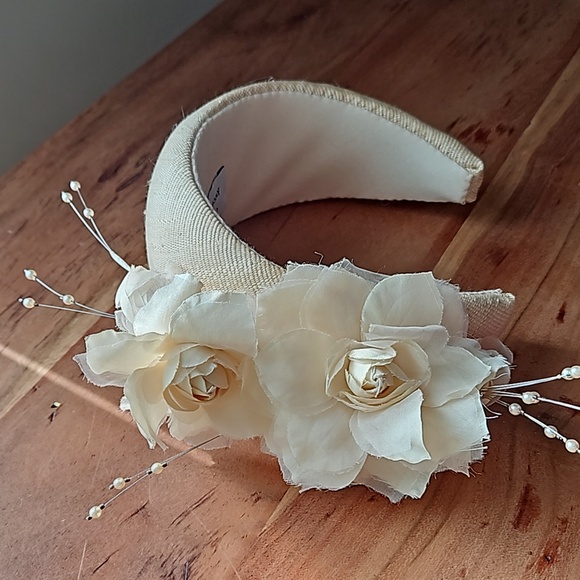 Lock & co by Awon Goulding - Picture 2 of 7